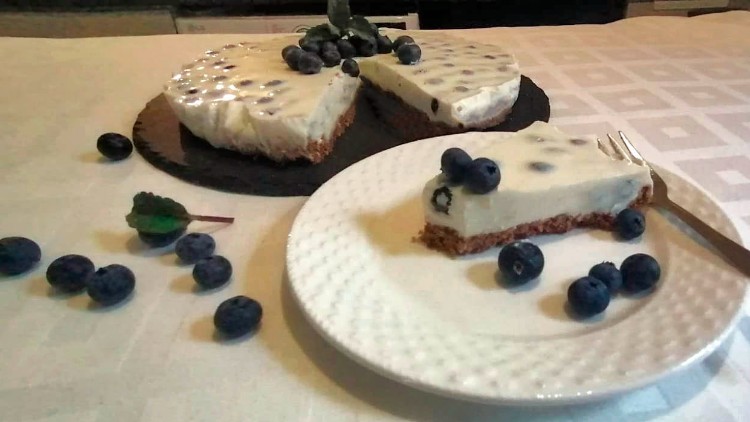 Cheesecake de Mirtilos Saudável 